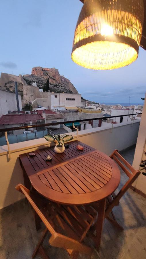 Corazon De Alicante Con Vistas Al Mar Y Al Castillo Kültér fotó